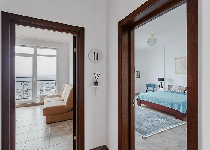 Sea Breeze Apartament *